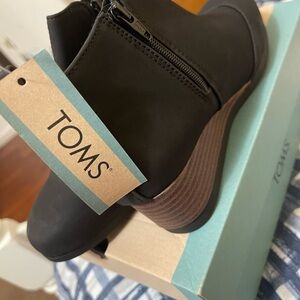 TOMS Black Ankle Boots